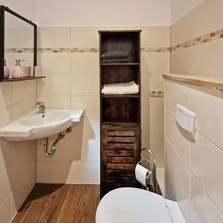 Appartement Awesome In With Wifi Wesenberg